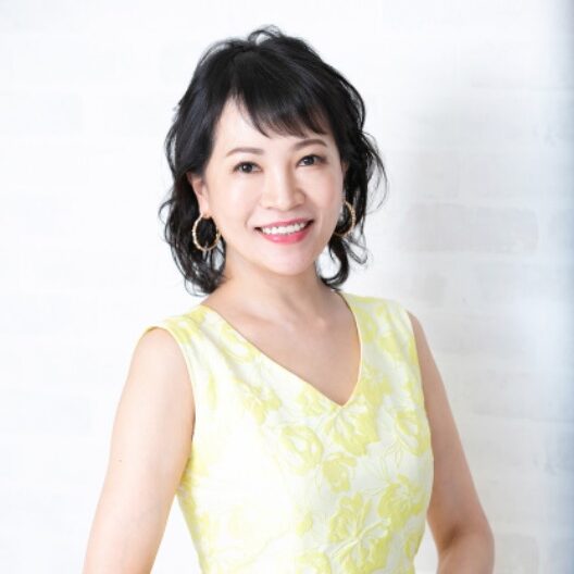秋竹朋子様
